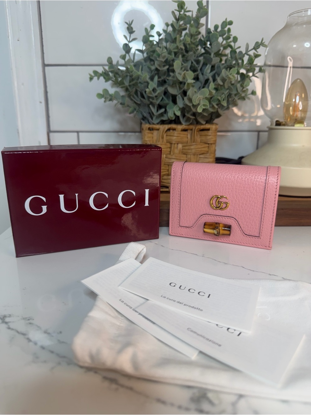 Authentic Gucci Diana Pink Wallet - Like New Good Condition - Picture 4 of 12